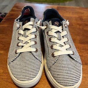 New- Roxy Bayshore III